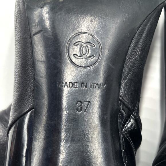 Chanel CC Logo Boots Black Patent Leather Cap Toe Heeled Ankle Sz 37 / 7 - Picture 11 of 11